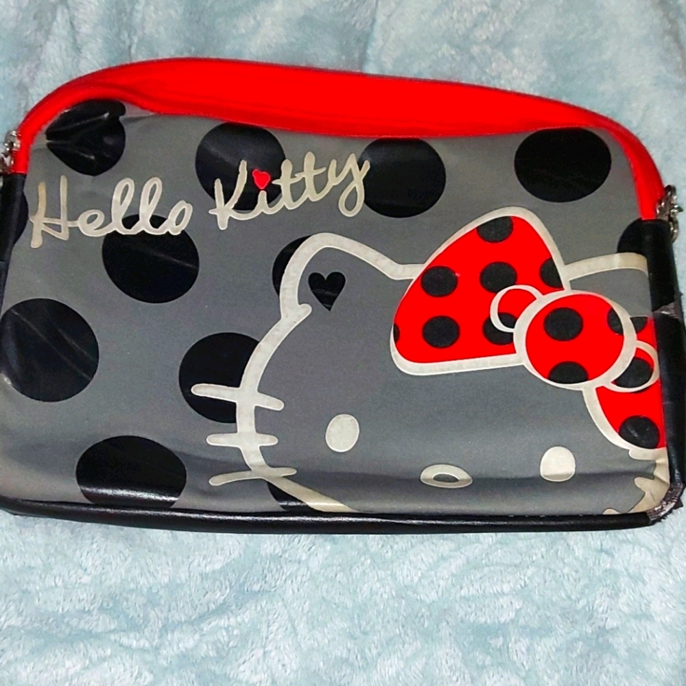 *Free with Purchase* Hello Kitty laptop sleeve 13"